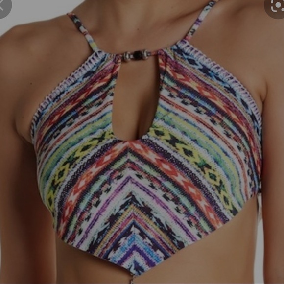 Ale Bikini - Picture 6 of 10